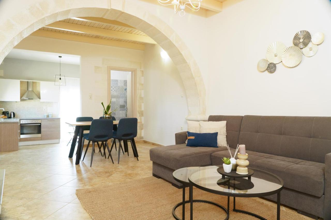 Arch - Sharing Pool Holiday home Spilia (Crete)