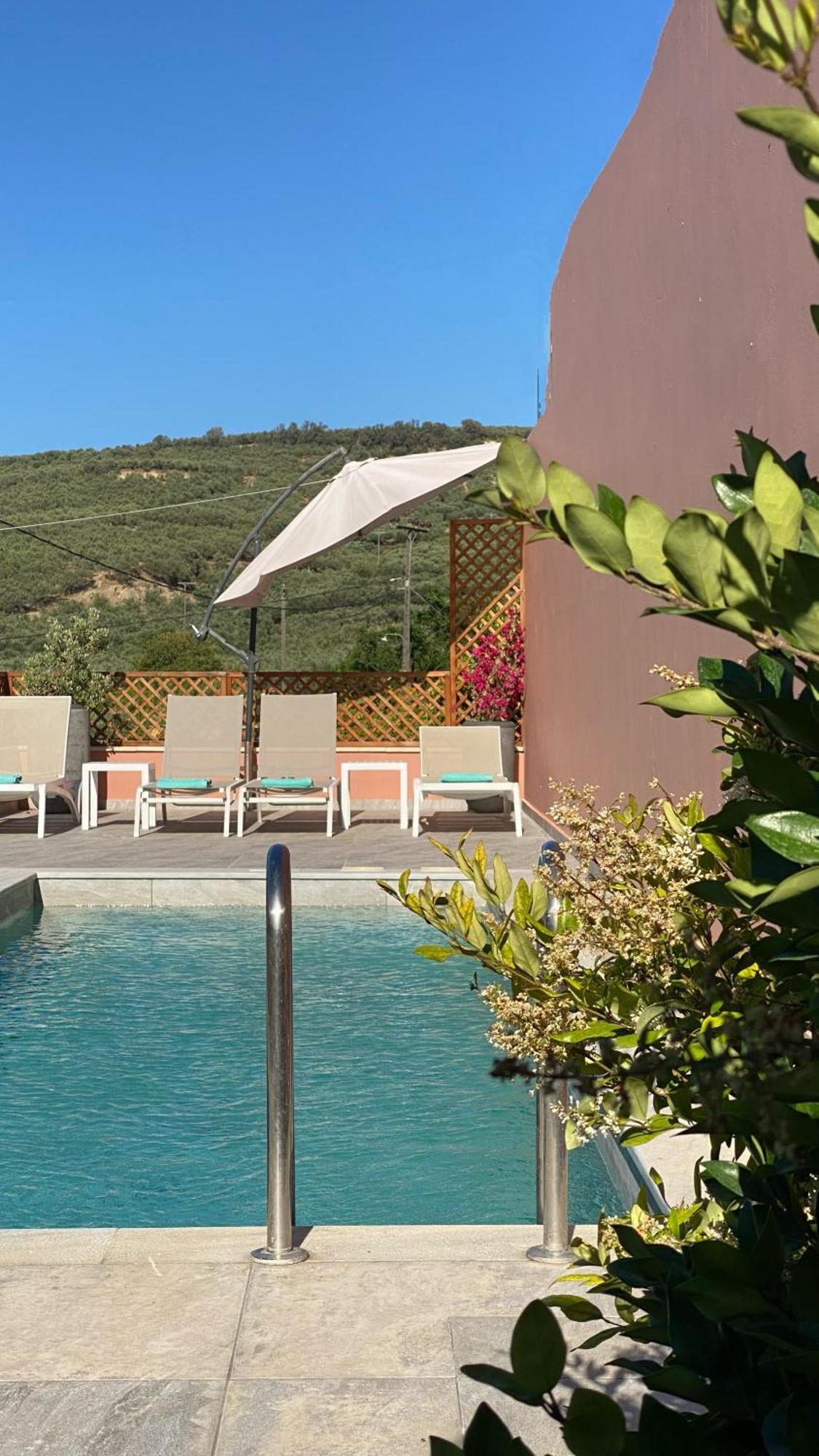 Holiday home Arch - Sharing Pool